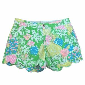 Lilly Pulitzer Buttercup Shorts Hibiscus Stroll Floral Scallop Hem Women’s Sz 4